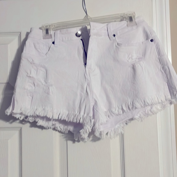 White Jean shorts SHEIN - Picture 1 of 1